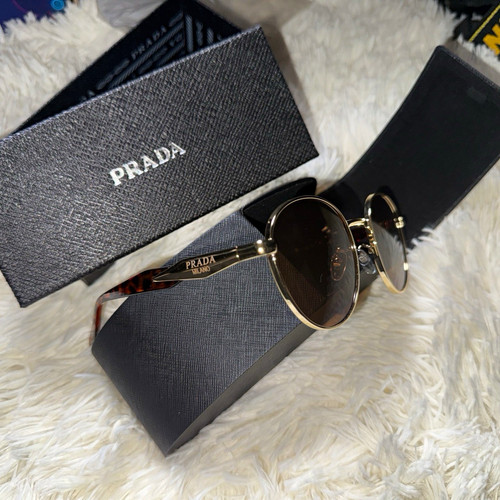Prada milano women round - prada,